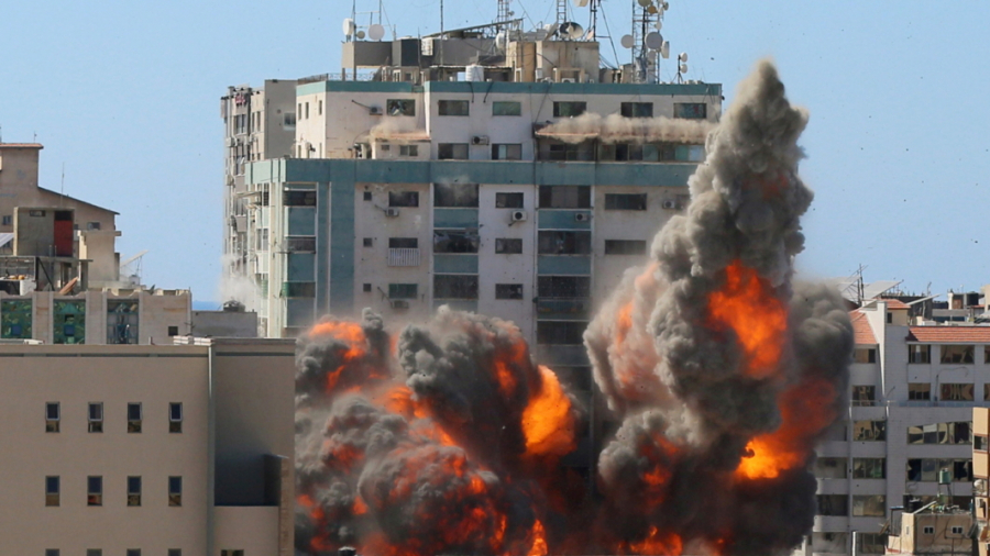 قوات الاحتلال الصهيوني تُواصل عدوانها على غزة