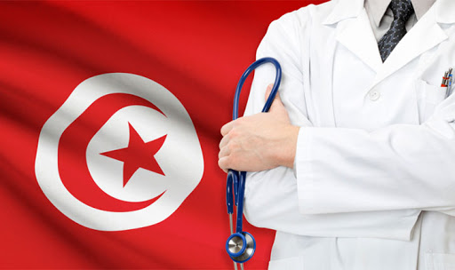 العفو الدولية تدعو تونس إلى سحب أمر وزاري يفرض عقوبات على الأطباء